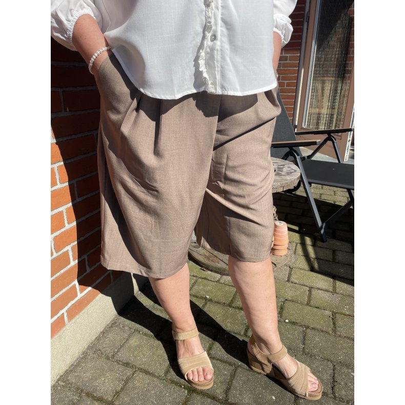 Shorts - CUgika