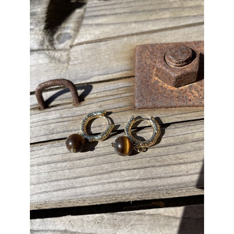 Guld rering m/brun-beige perle