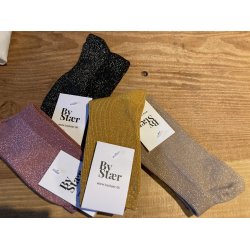 Str�mper  - By St�r