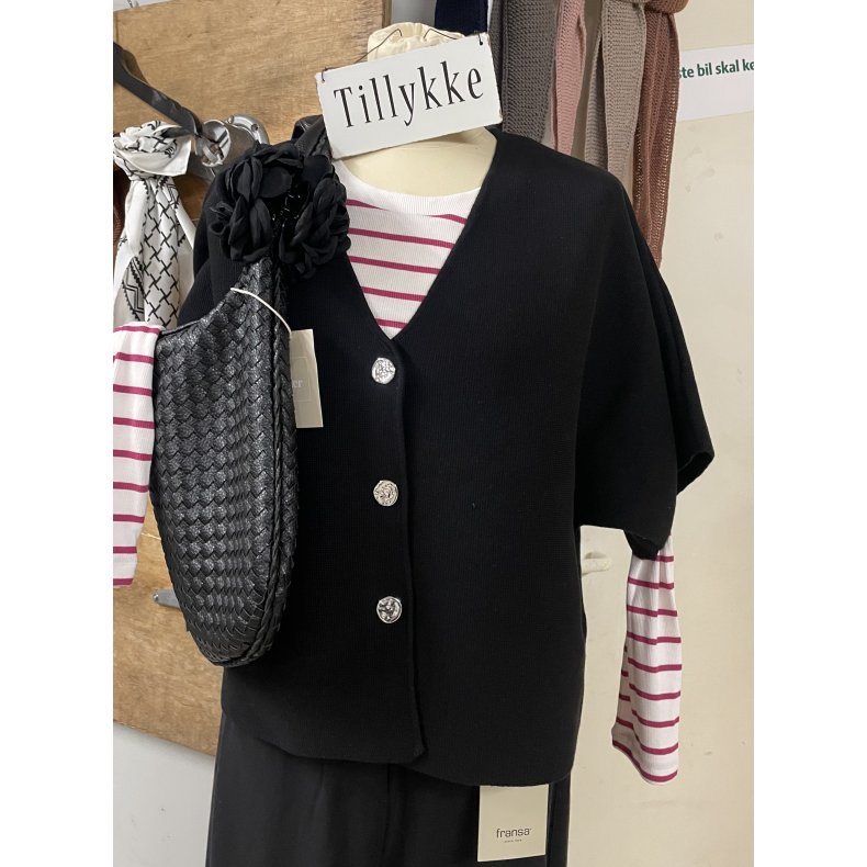 FRita car5 sort m knapper