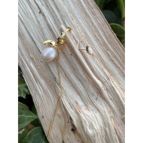 Umage par, guld stik og lang med perle og k�de