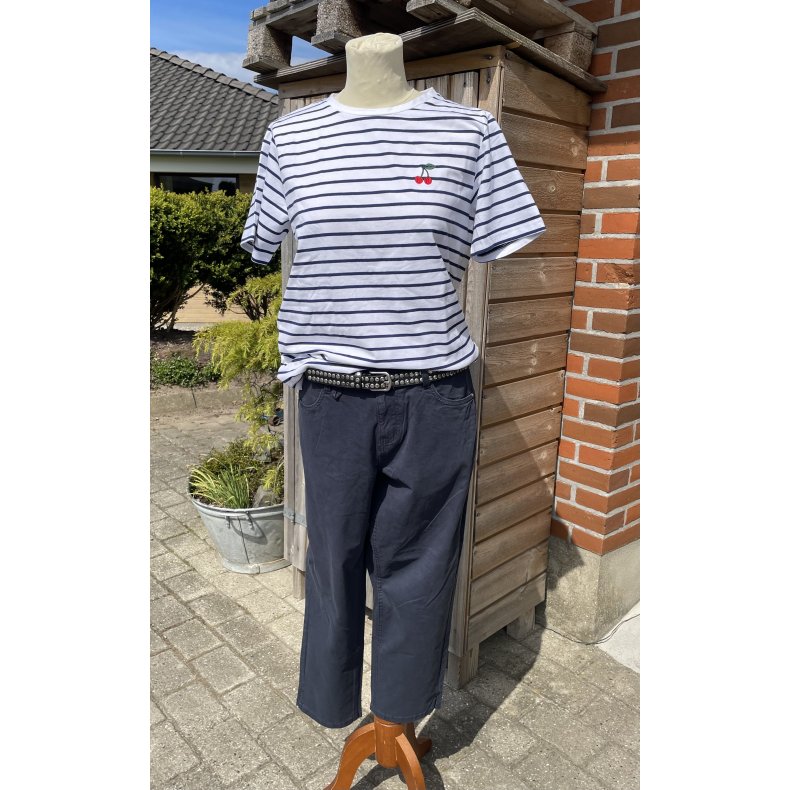 CRBerta Capri Twill Buks