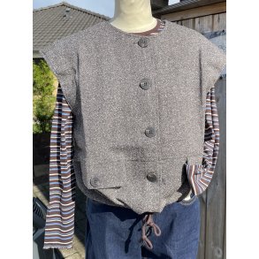 FRveva vest